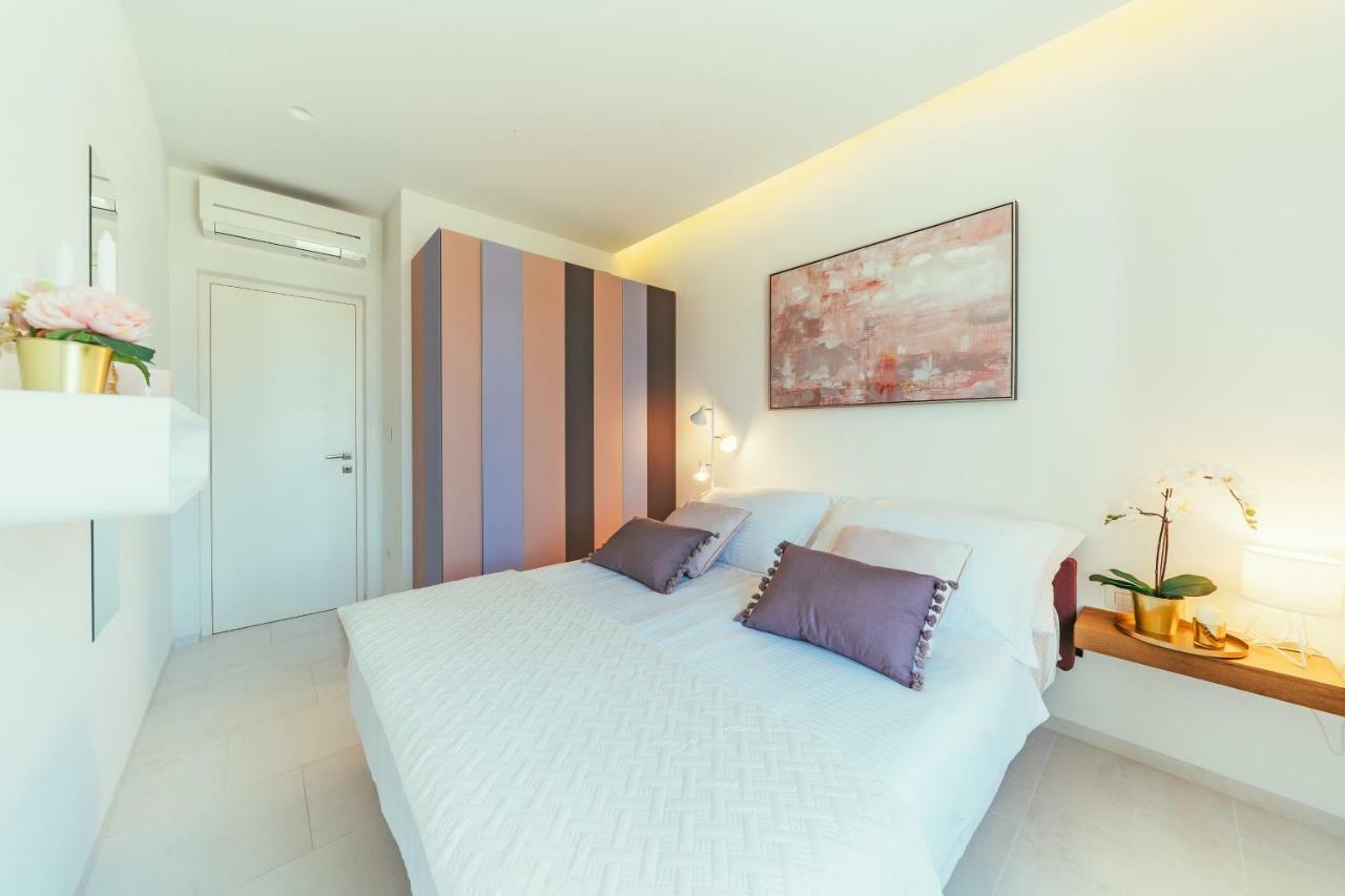 Unique Luxury Designers Apartment Right Next To The Beach Sukošan Exterior foto